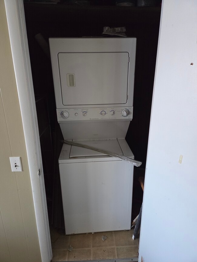 Building Photo - 10 Park St