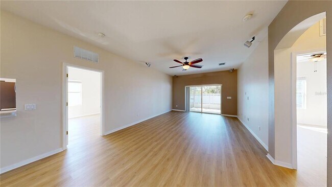 Building Photo - 1853 Atlantic Dr