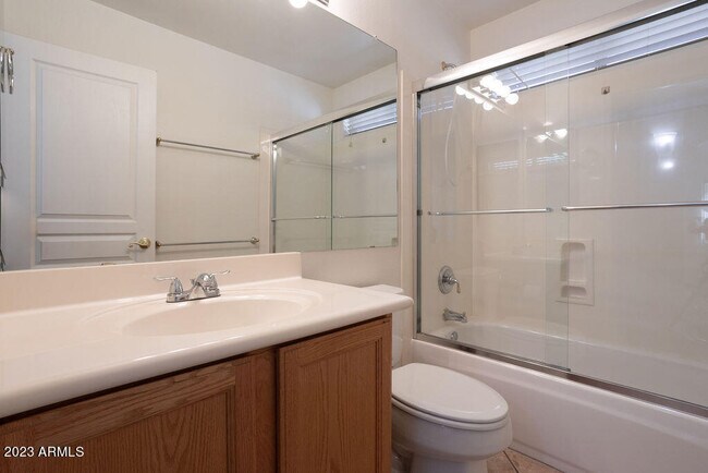 Building Photo - 1452 W Blue Ridge Way