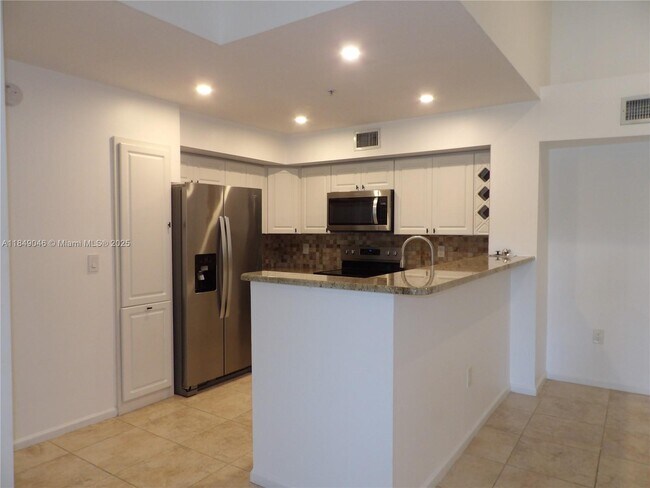 Building Photo - 4828 N State Rd 7