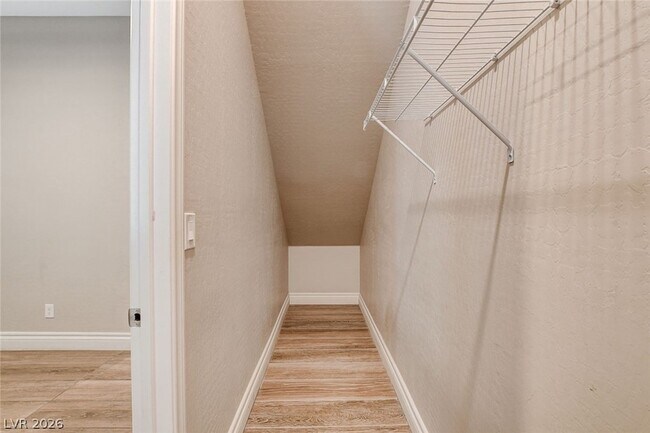 Building Photo - 4124 Elegant Chateau St