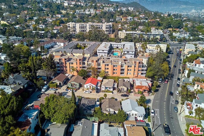 Building Photo - 3315 Griffith Park Blvd