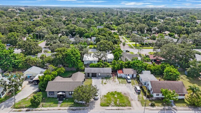 Building Photo - 317 N Highland Ave