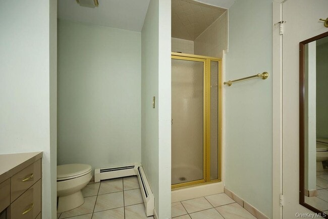 Building Photo - 23 Evon Ct