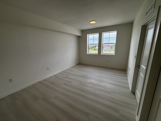 Building Photo - 5563 Millenia Blvd