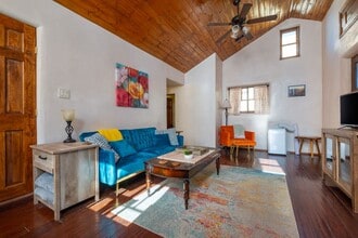 Building Photo - 1433 Paseo De Peralta
