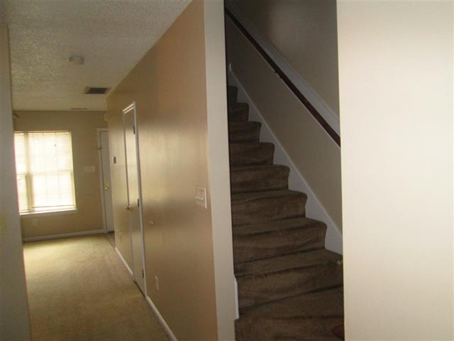 Building Photo - 895 W Pueblo Dr