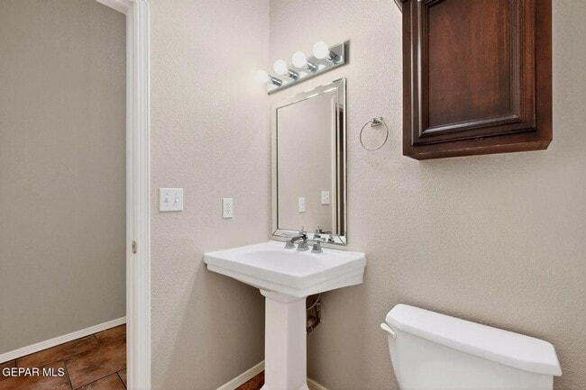 Building Photo - 3044 Tierra Fresno Dr