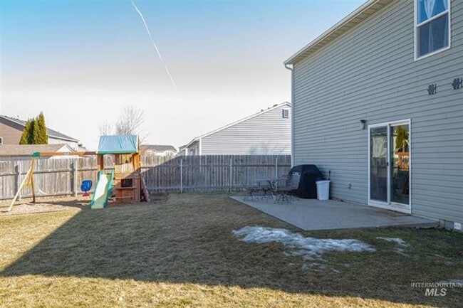 Building Photo - 5 Bedroom Home in South Boise _ Community ...