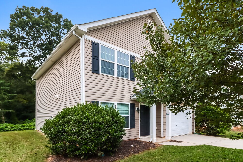 Building Photo - 6225 Summerour Place