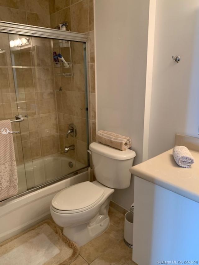 Building Photo - 7900 Harbor Island Dr