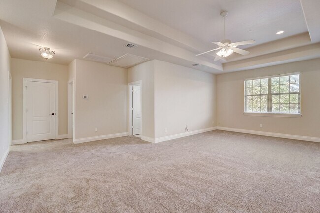 Building Photo - July Move-In Special - Spring Branch Oasis...