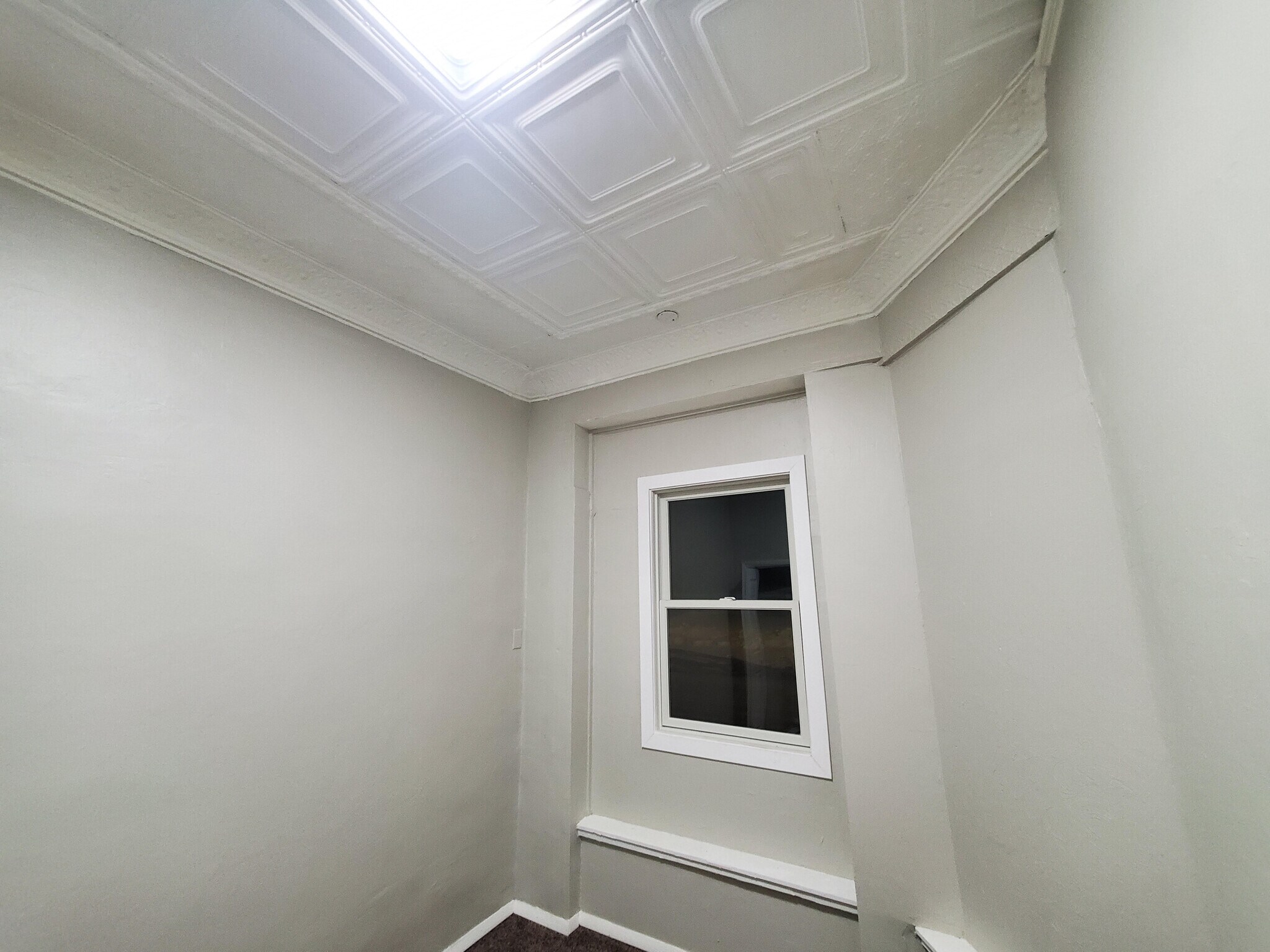 Building Photo - 552 Larimer Ave