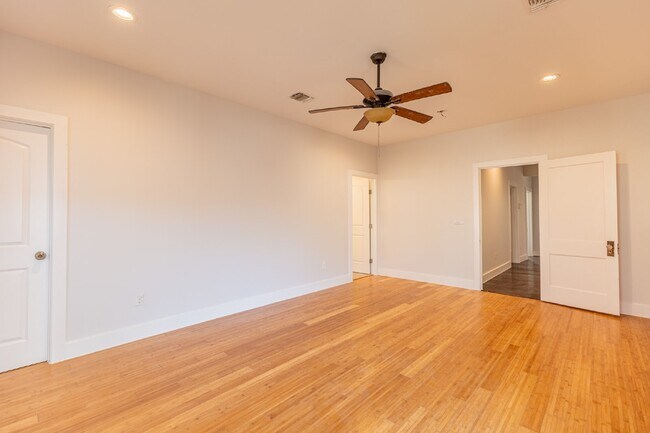 Building Photo - 209 Carolina St