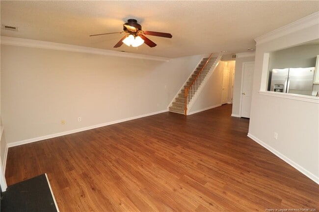 Building Photo - 100 Beverstone Dr