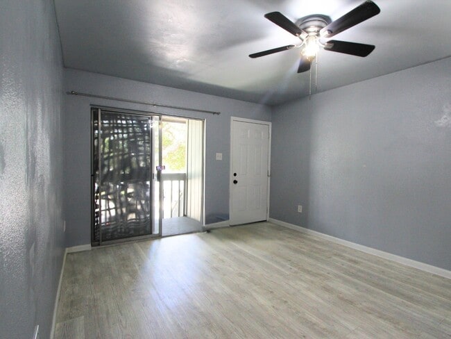 Building Photo - 260 El Dorado Blvd