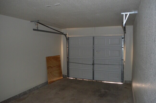 Building Photo - 2108WW