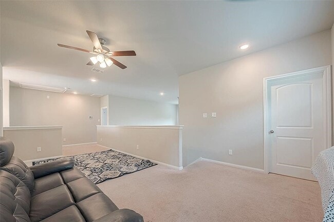 Building Photo - 21029 Crinet Square