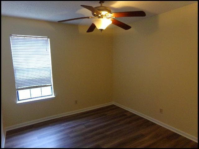 Building Photo - 13900 Wimbledon Loop