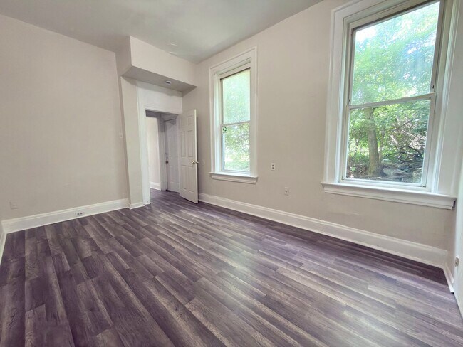 Building Photo - Updated 4-Bedroom Cincinnati Home | Ready to Move In!