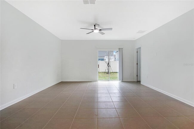 Building Photo - 3071 Totem Rd