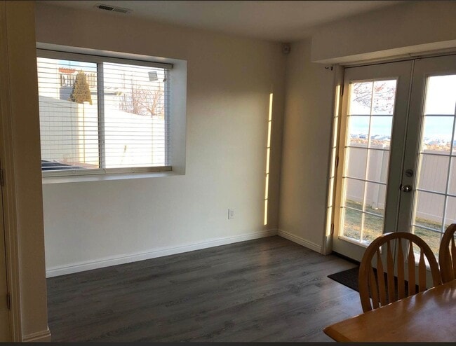 Building Photo - 3276 Cedar Grove Ln