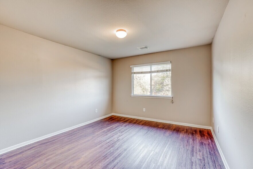 Building Photo - 9702 Winter Bloom Ln