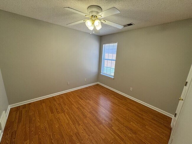 Building Photo - 7081 S Beringer Dr