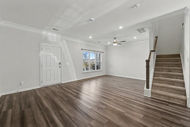 Building Photo - 342 Silverdrop St