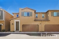 Building Photo - 28121 Cookhouse Ln