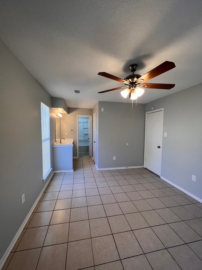 Building Photo - 6270 Jamestown Dr