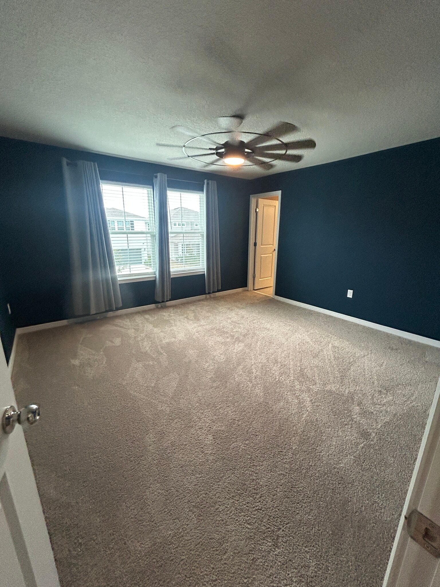 Main Bedroom - 4244 Meandering Bay Dr