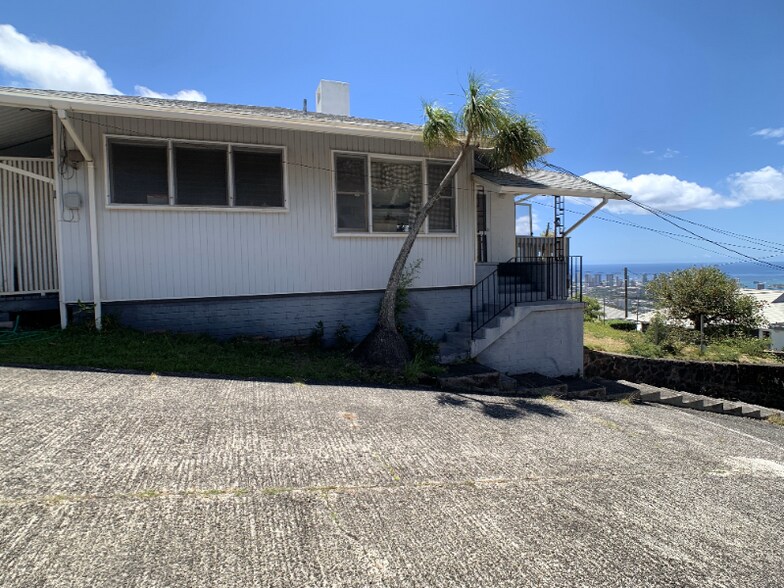 Building Photo - 1074 Lanui Pl