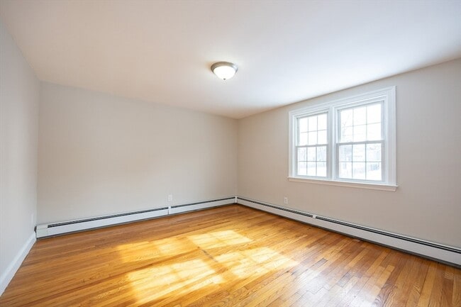 Building Photo - 24 Bossi Ave