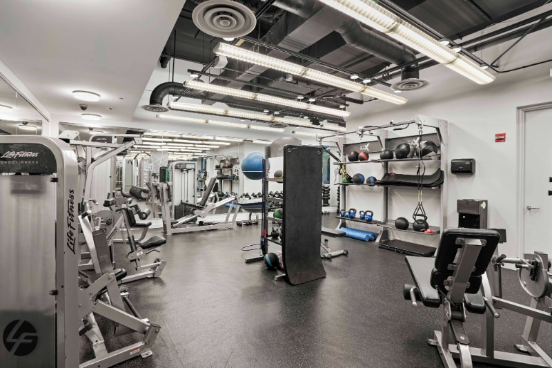 Building Photo - 1285 S Michigan Ave