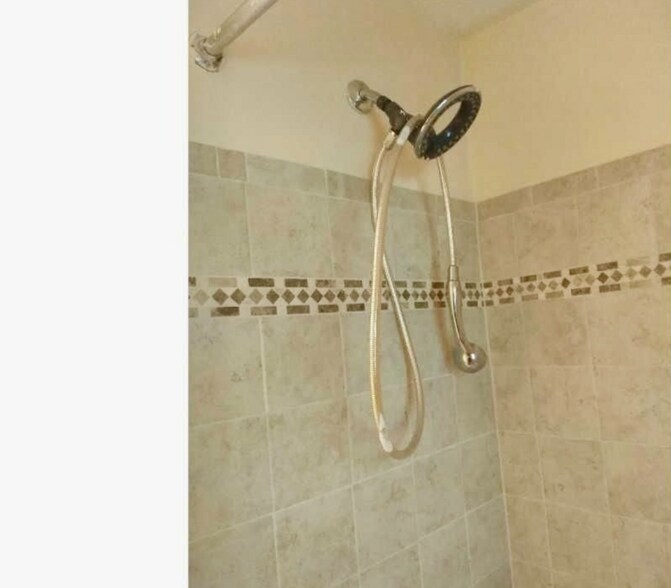 Building Photo - 743 Jackson St