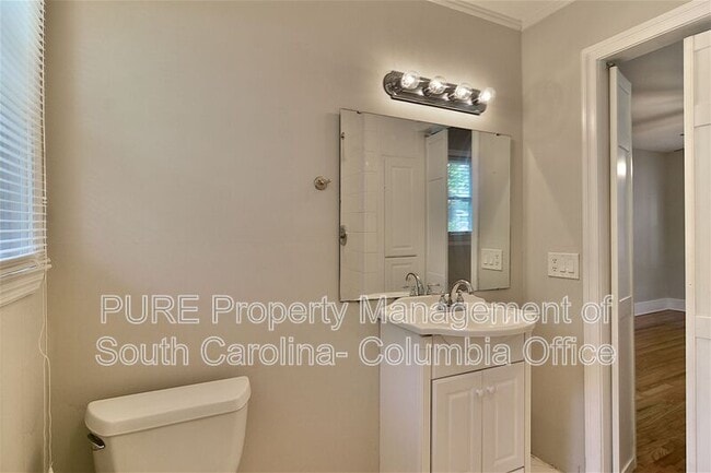 Building Photo - 901 Indigo Ave