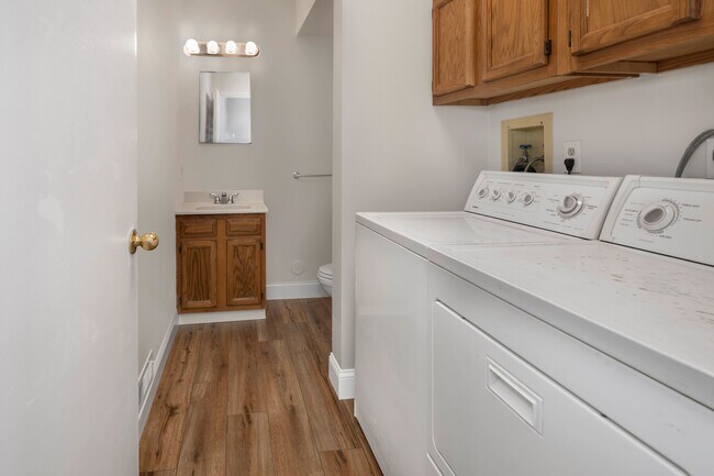 Building Photo - 191 Jonathon Dayton Ct