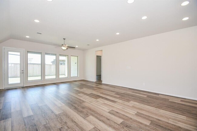 Building Photo - 10803 Spiny Caterpillar Ct