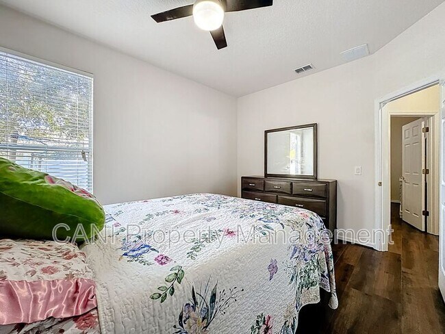 Building Photo - 3104 Conrad Ct