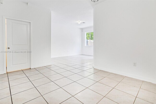 Building Photo - 1363 NW 208th Terrace