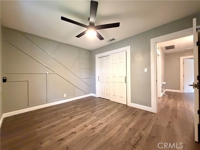 Building Photo - 9912 Newcomb Ave