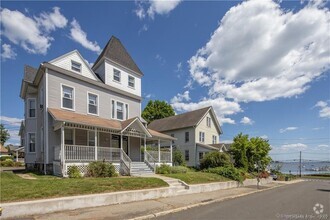 Building Photo - 3 Betts Pl
