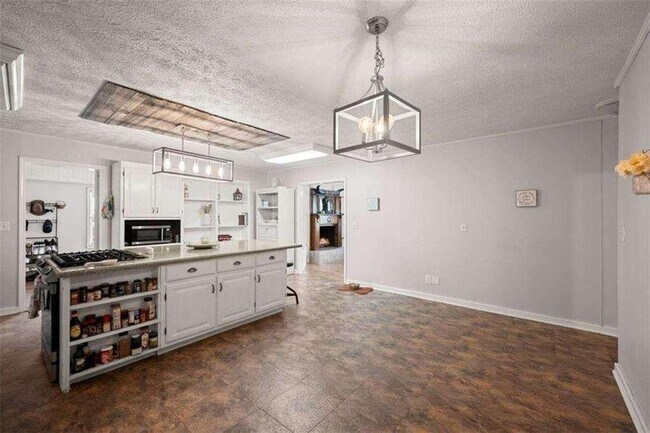 Building Photo - 2110 Prather Bridge Rd