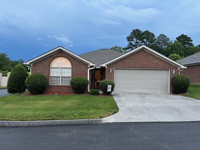 Primary Photo - 263 Crockett Dr