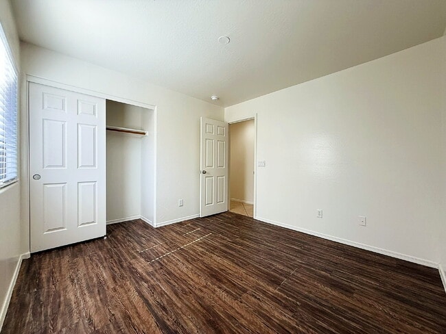 Building Photo - Freshly Painted 1-Story Home with Spacious Layout and Desert Landscaping!