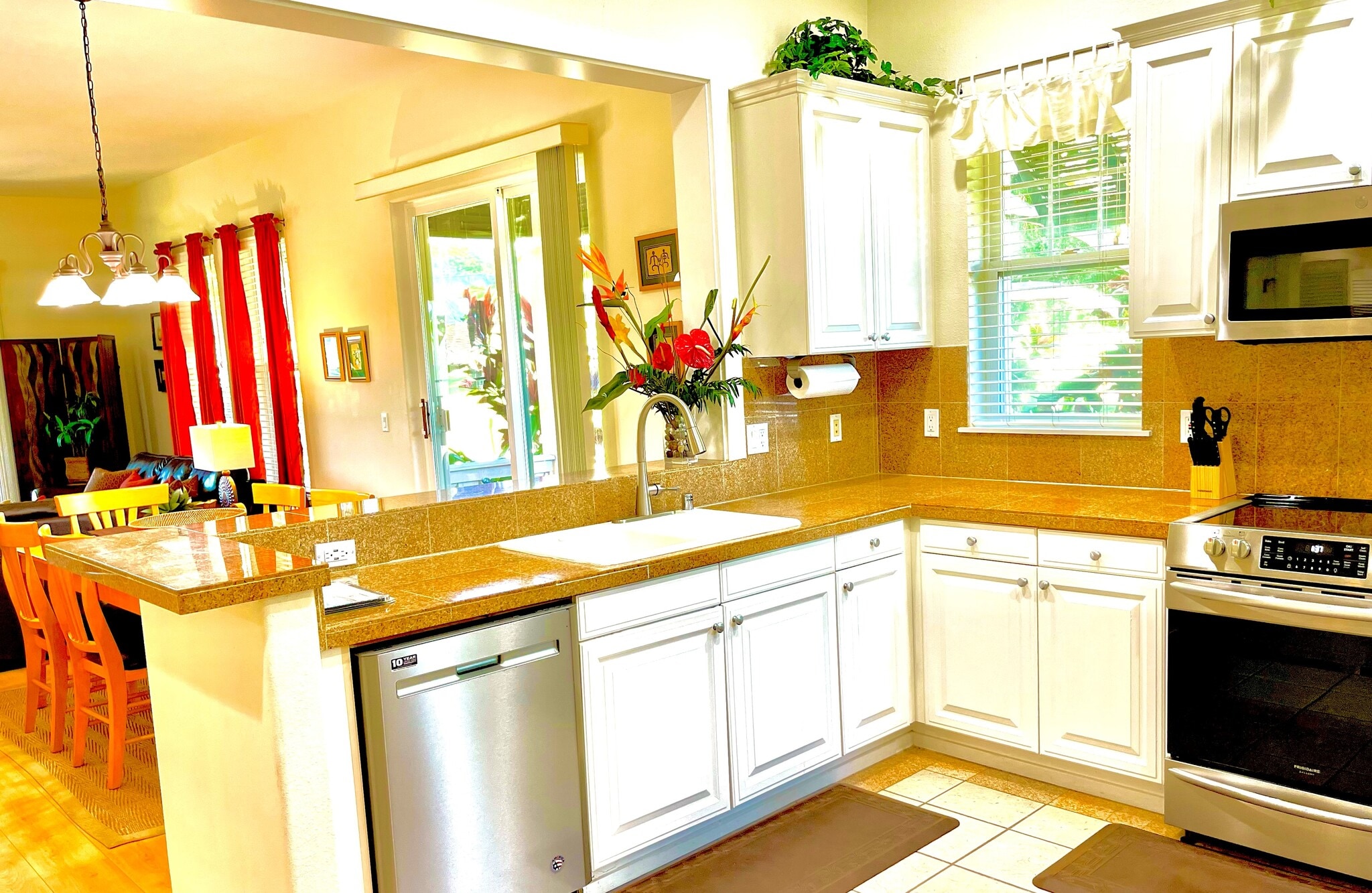 Building Photo - 92-1144 Olani St