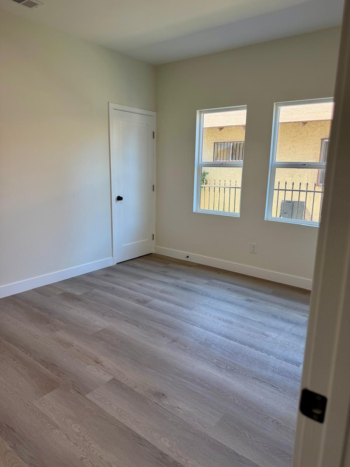 Building Photo - 151 E 47th St