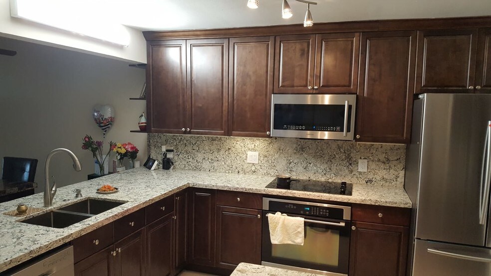 Fully Upgraded Kitchen with modern appliances - 16491 Blatt Blvd