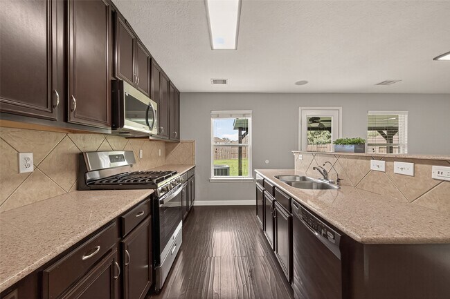 Building Photo - 18302 Walden Gate Ln
